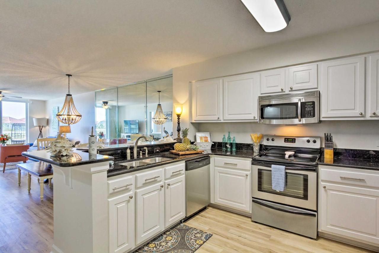 Snowbirds Retreat Walkable Destin Condo With View! Exterior photo
